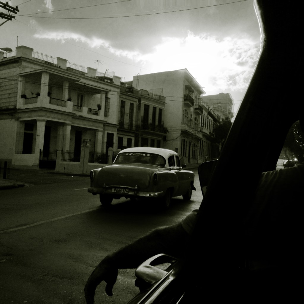 mano coche cuba