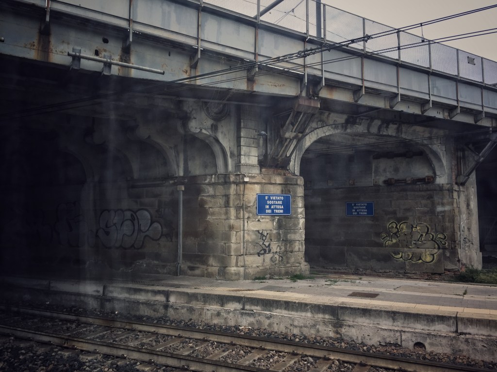 venezia, street photo, shot on iphone, iphone shot, liana solis